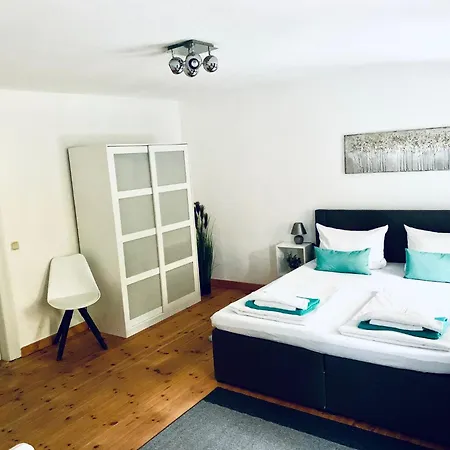 Deutsche - Superior Apartment- 1 Obergeschoss Mit Gem Sauna Und Garten Rostock