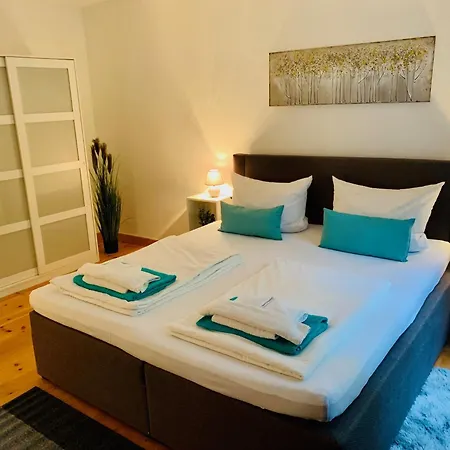 Deutsche - Superior Apartment- 1 Obergeschoss Mit Gem Sauna Und Garten