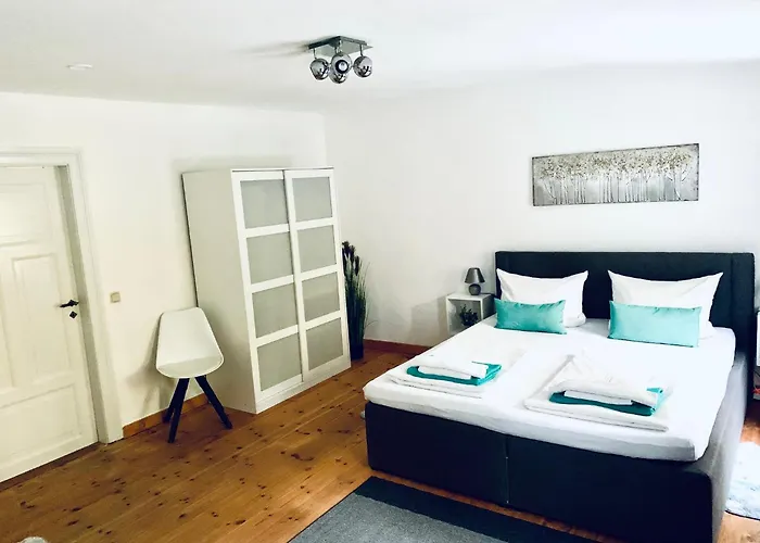 Deutsche - Superior Apartment- 1 Obergeschoss Mit Gem Sauna Und Garten Rostock