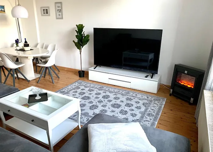 Deutsche - Superior Apartment- 1 Obergeschoss Mit Gem Sauna Und Garten Rostock